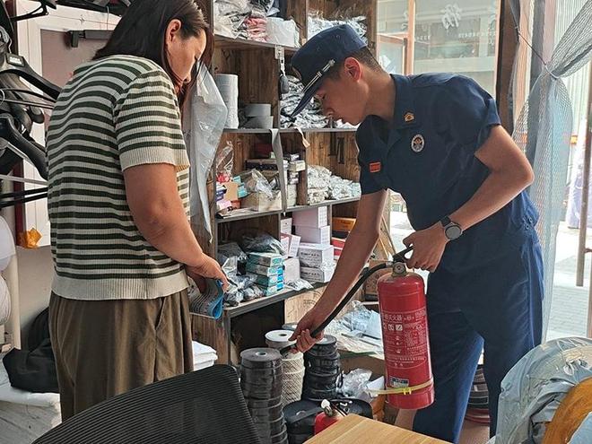 永清县消防救援大队借“质量月”东风 科普消防产品辨伪技巧